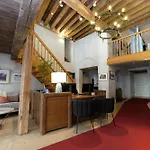 The Three Sisters Hotel 4*