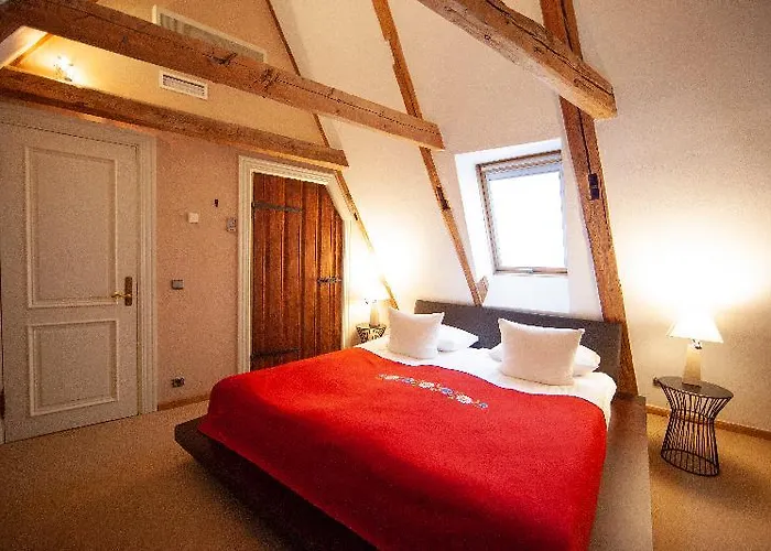 The Three Sisters 4* Tallinn