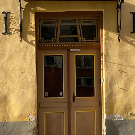 Hotel The Three Sisters 4*