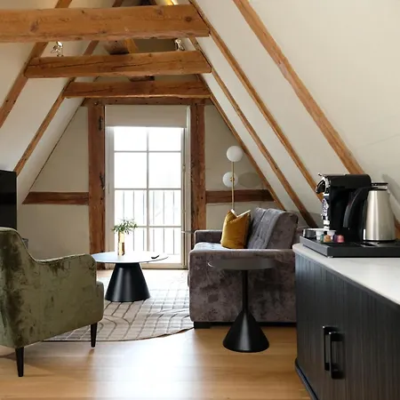 The Three Sisters Hotel 4*