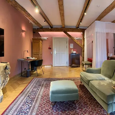 The Three Sisters 4* Tallin