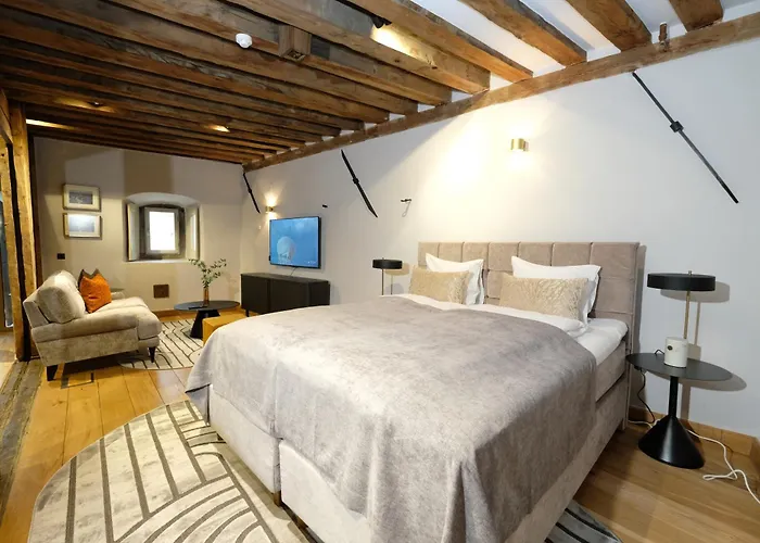 Hotell The Three Sisters