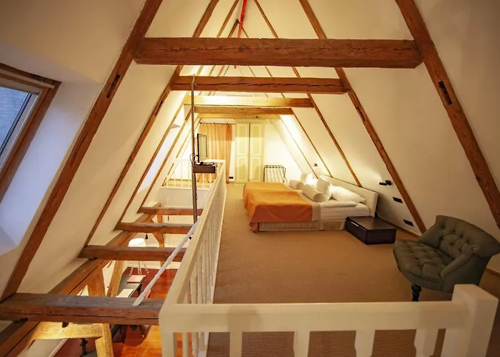 The Three Sisters 4* Tallinn