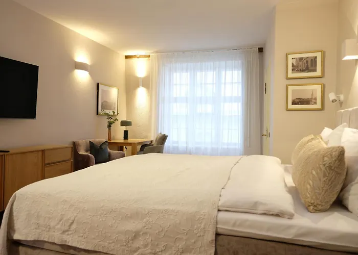 The Three Sisters 4* Tallin