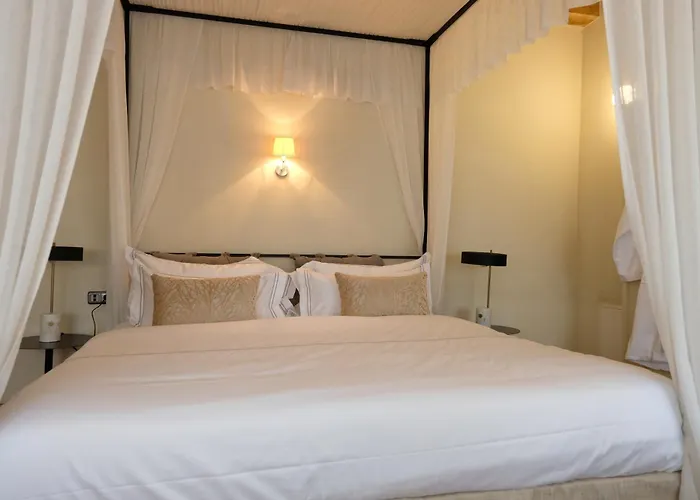 The Three Sisters 4* Tallin