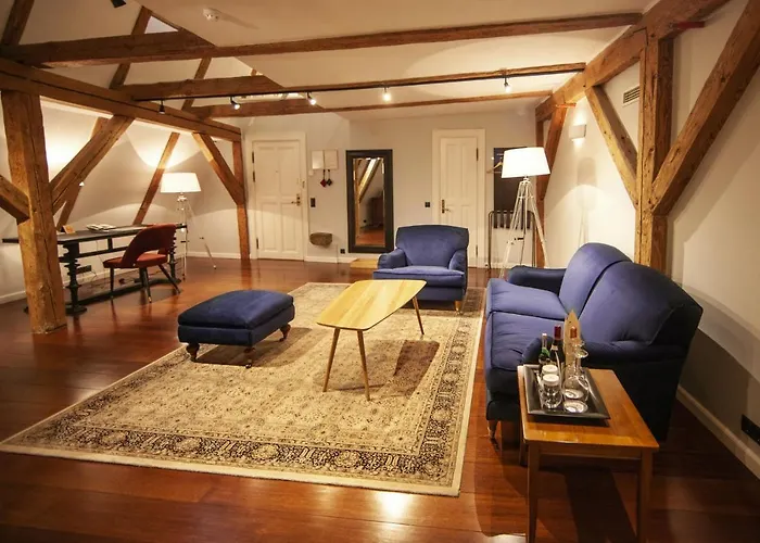 The Three Sisters 4* Tallin