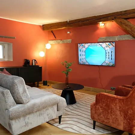 The Three Sisters Hotel