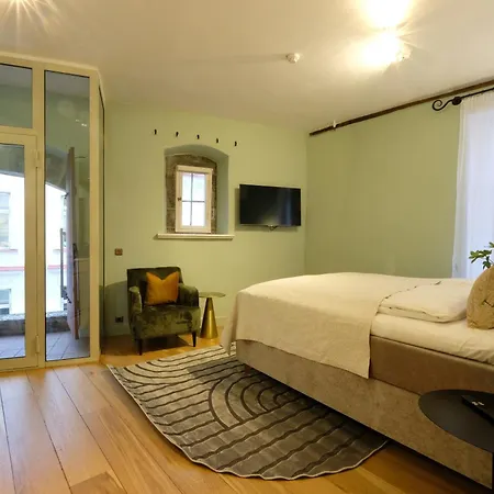 The Three Sisters Hotel 4*