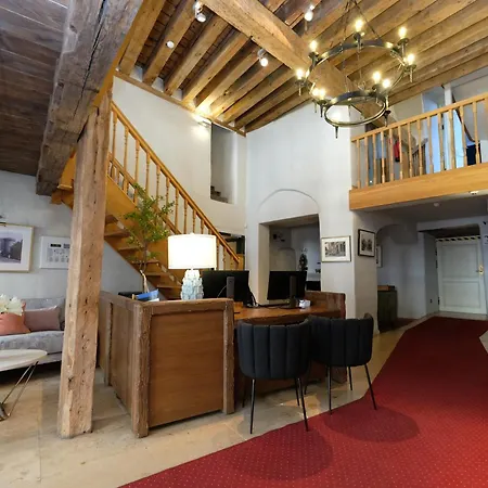 The Three Sisters Hotel 4*