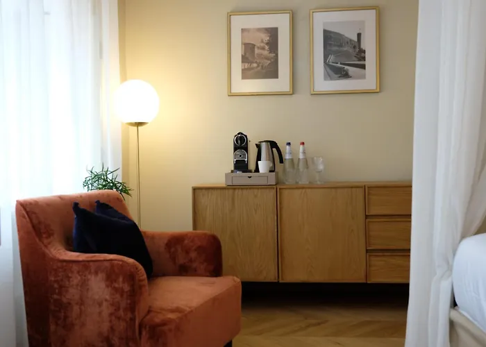 Hotel The Three Sisters 4*