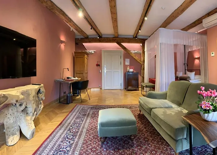 The Three Sisters 4* Reval